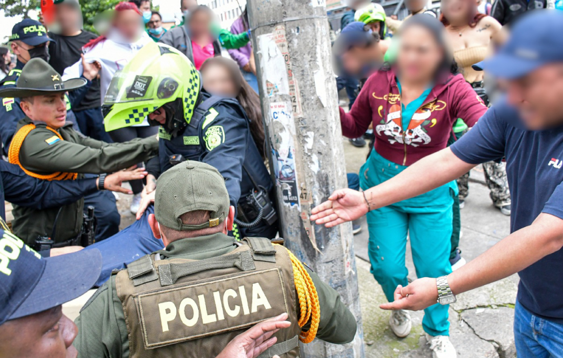 Operativo de policía, Alcaldía y el IDPYBA en locales de venta de animales en Bogotá